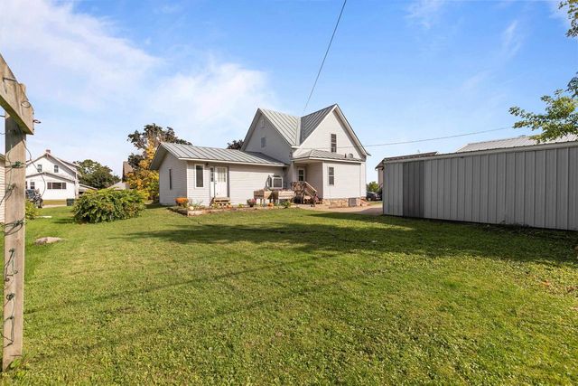 514 E BEACON AVENUE, New London, WI 54961