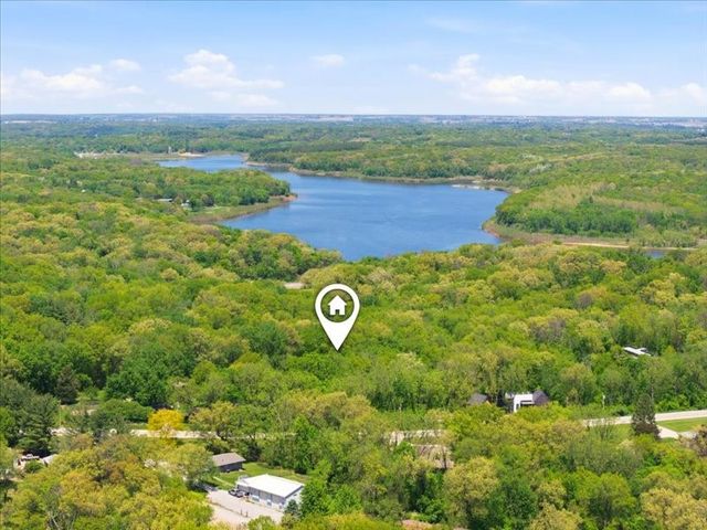 3930 West Overlook Road, Iowa City, IA 52240