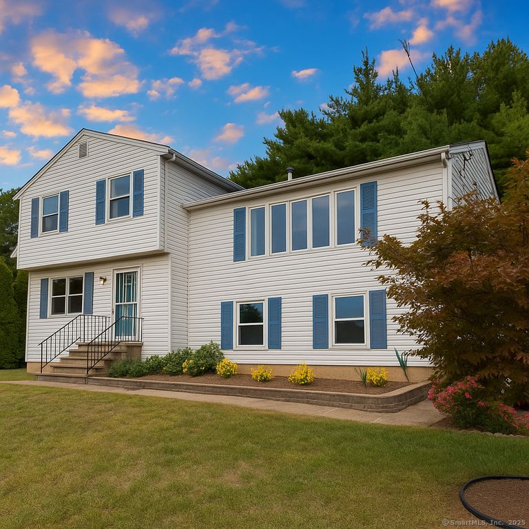 47 Julie Road, Plainville, CT 06062