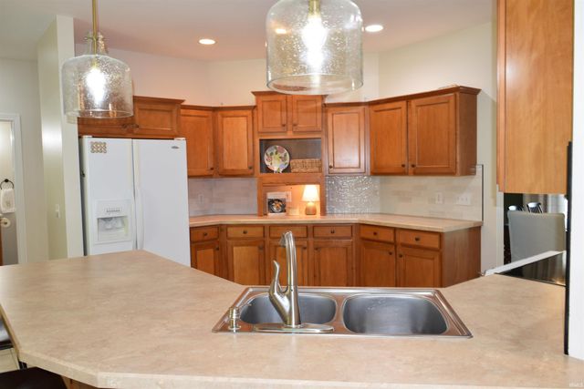 11014 Havenwood Meadows Drive, Evansville, IN 47725