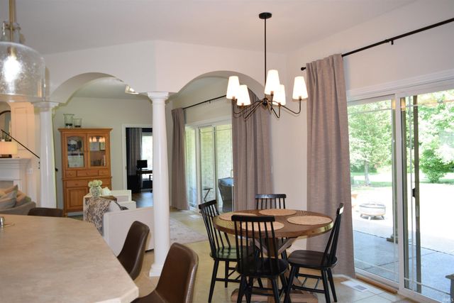 11014 Havenwood Meadows Drive, Evansville, IN 47725