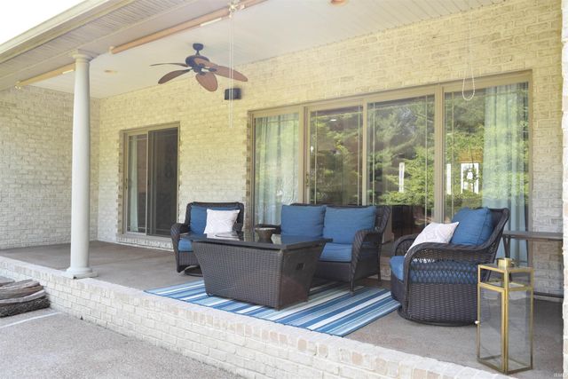 11014 Havenwood Meadows Drive, Evansville, IN 47725