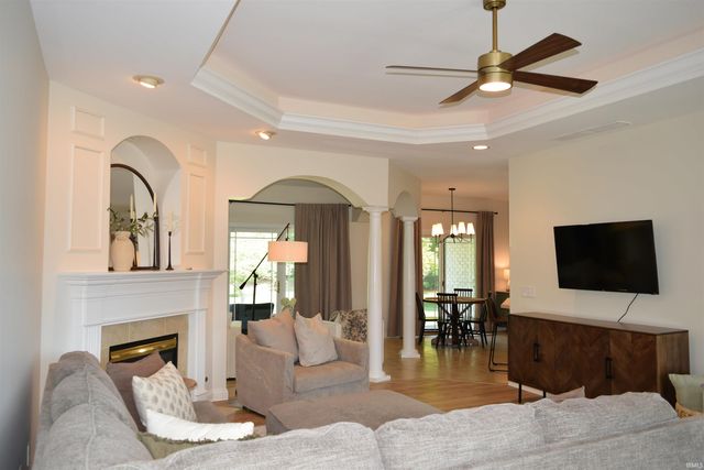 11014 Havenwood Meadows Drive, Evansville, IN 47725