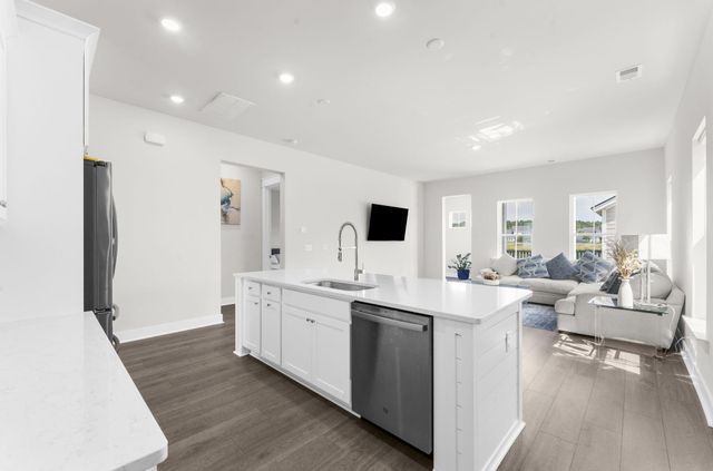 194 Ashworth Drive, Summerville, SC 29486