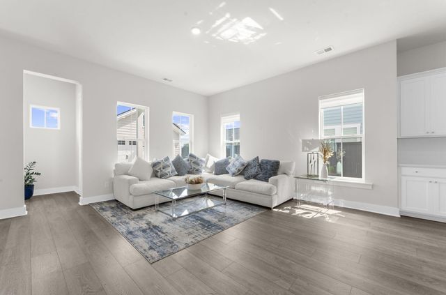 194 Ashworth Drive, Summerville, SC 29486