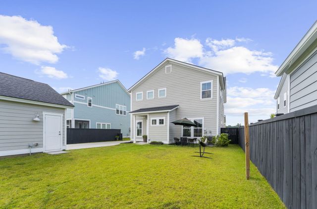 194 Ashworth Drive, Summerville, SC 29486