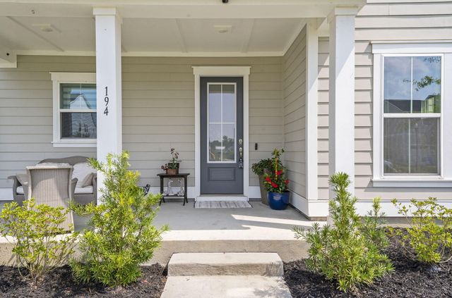194 Ashworth Drive, Summerville, SC 29486