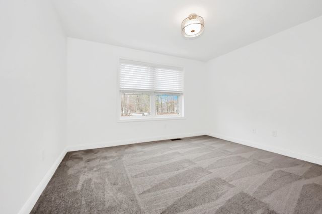 432 Mountain Road, Concord, NH 03301