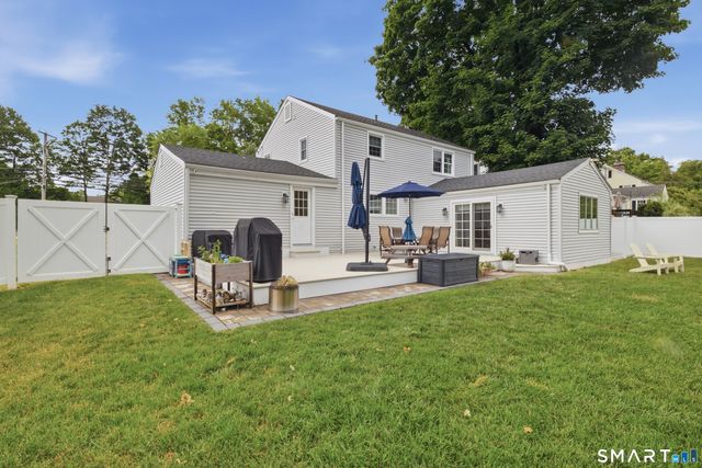 254 Tunxis Road, West Hartford, CT 06107