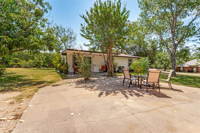 2201 Lake Coves Drive, Flower Mound, TX 75022