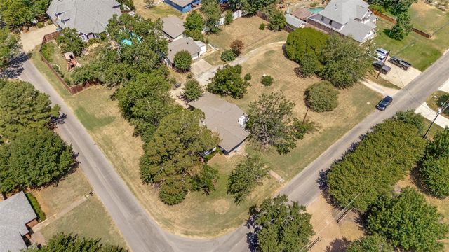 2201 Lake Coves Drive, Flower Mound, TX 75022