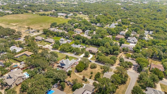 2201 Lake Coves Drive, Flower Mound, TX 75022
