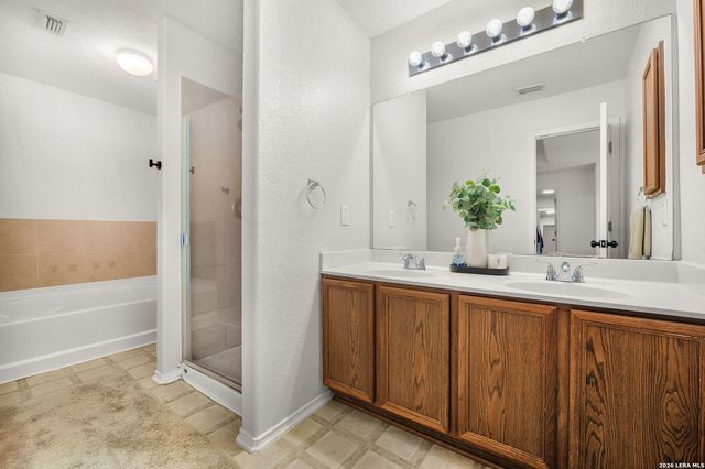 9114 Laguna Rio, San Antonio, TX 78251