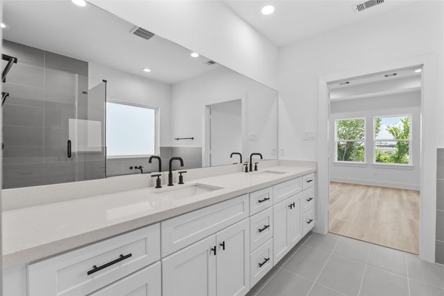3426 Bolin Road Roads, Houston, TX 77092