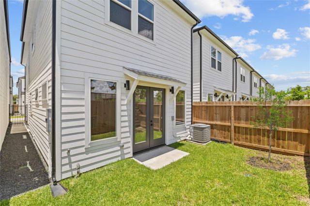 3426 Bolin Road Roads, Houston, TX 77092