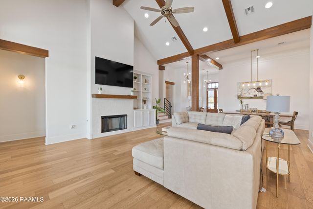 100 Viaulet Road, Youngsville, LA 70592