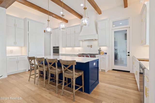 100 Viaulet Road, Youngsville, LA 70592