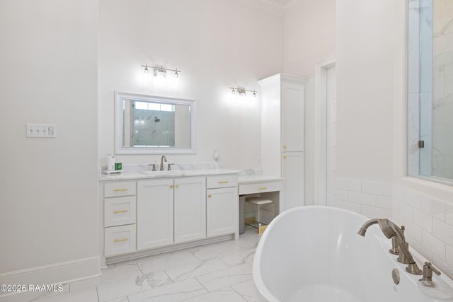 100 Viaulet Road, Youngsville, LA 70592