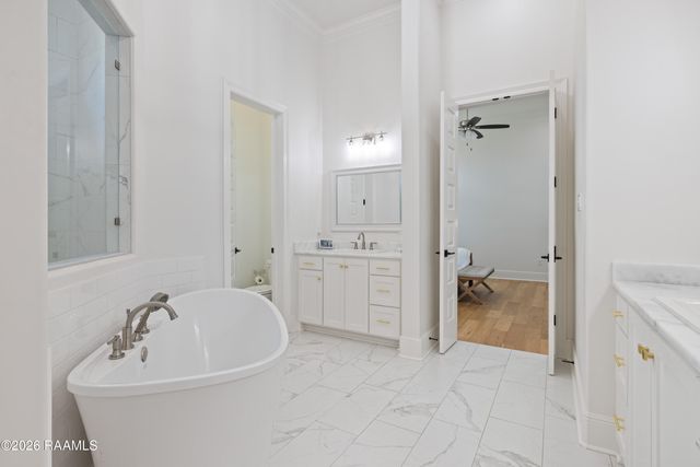 100 Viaulet Road, Youngsville, LA 70592