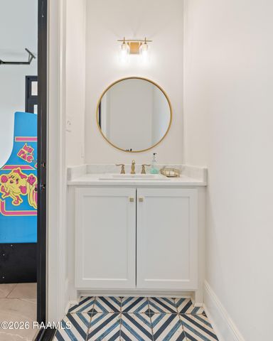 100 Viaulet Road, Youngsville, LA 70592