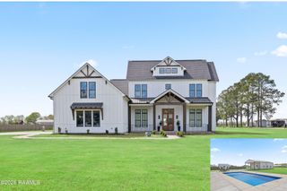 100 Viaulet Road, Youngsville, LA 70592