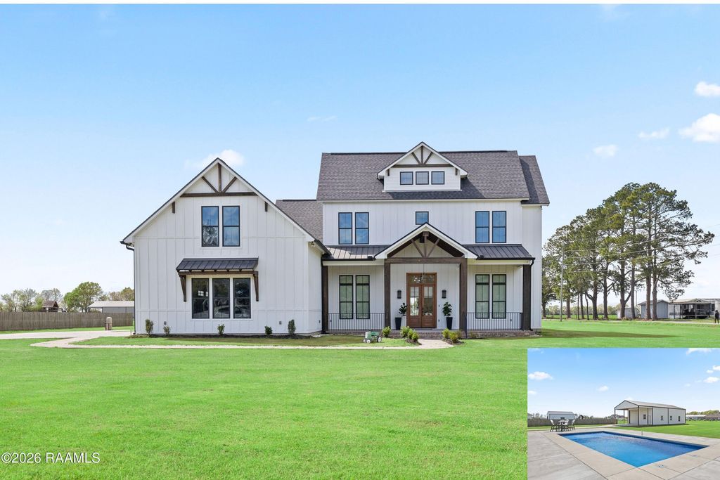 100 Viaulet Road, Youngsville, LA 70592