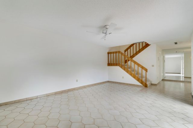 825 Center Street 49c, Jupiter, FL 33458