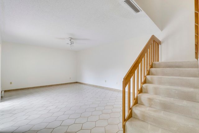 825 Center Street 49c, Jupiter, FL 33458