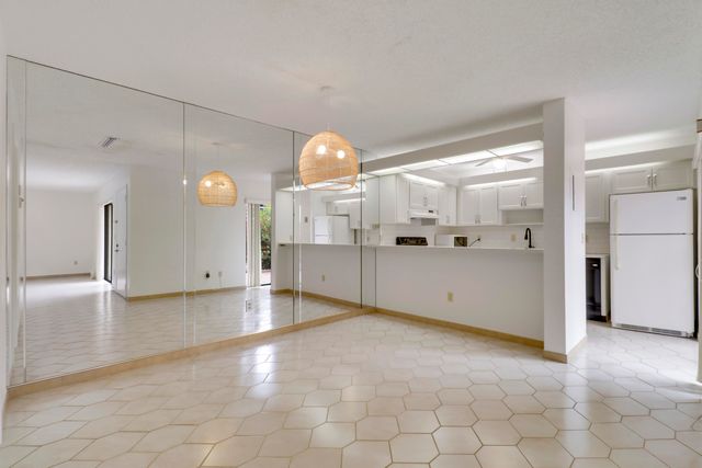 825 Center Street 49c, Jupiter, FL 33458