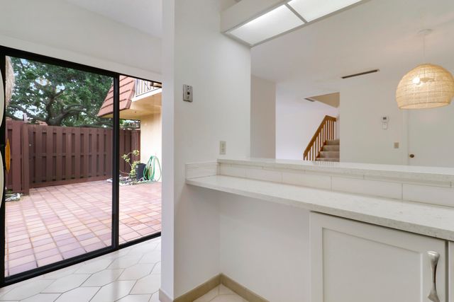 825 Center Street 49c, Jupiter, FL 33458