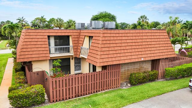 825 Center Street 49c, Jupiter, FL 33458