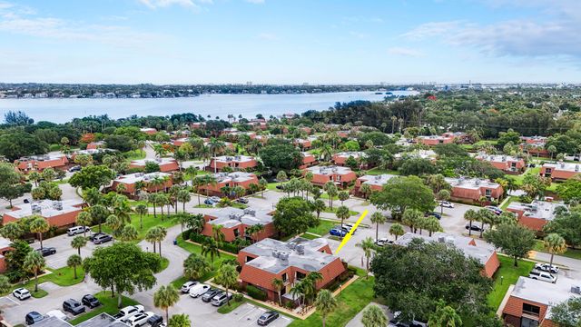 825 Center Street 49c, Jupiter, FL 33458