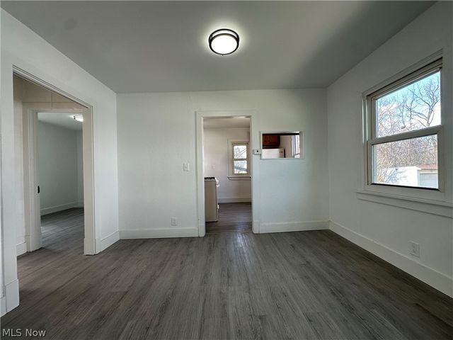 5040 E 88th Street, Garfield Heights, OH 44125