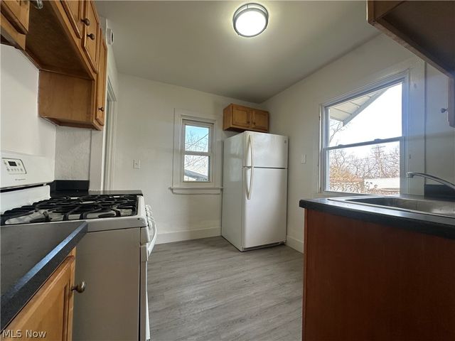 5040 E 88th Street, Garfield Heights, OH 44125