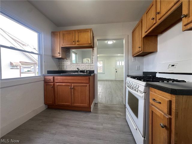 5040 E 88th Street, Garfield Heights, OH 44125