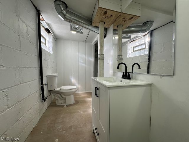 5040 E 88th Street, Garfield Heights, OH 44125