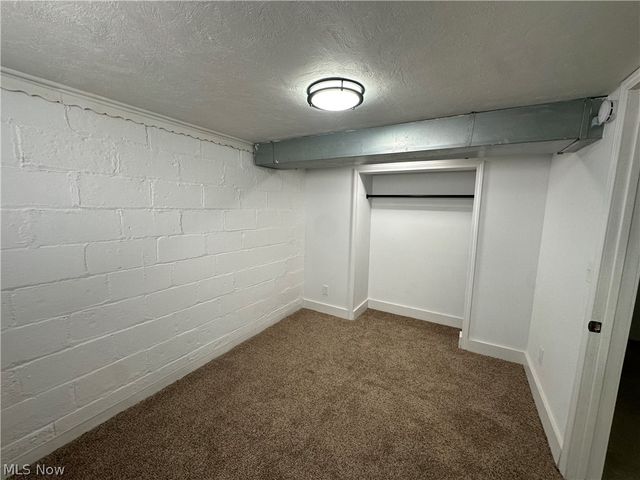 5040 E 88th Street, Garfield Heights, OH 44125