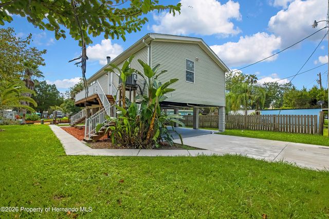 5610 Ramada Street, Weeki Wachee, FL 34607