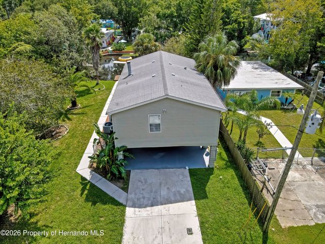 5610 Ramada Street, Weeki Wachee, FL 34607
