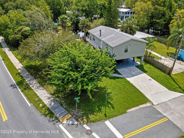 5610 Ramada Street, Weeki Wachee, FL 34607