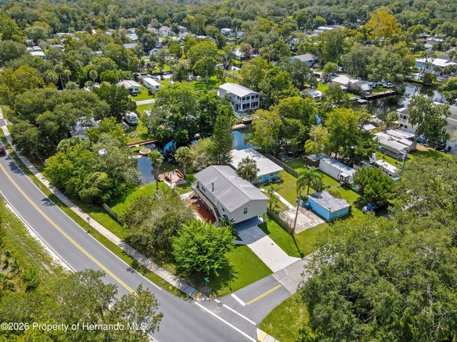 5610 Ramada Street, Weeki Wachee, FL 34607