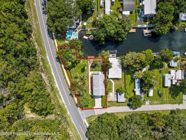 5610 Ramada Street, Weeki Wachee, FL 34607