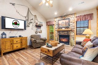 135 Rock Candy Lane, Branson, MO 65616