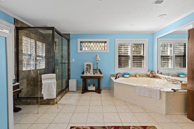 2206 E Pinecrest Drive, Atlanta, TX 75551