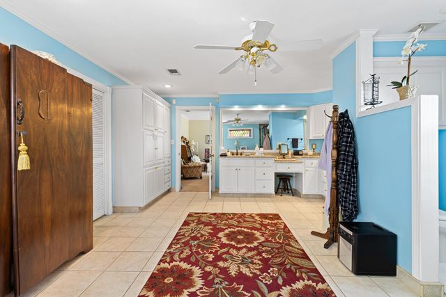 2206 E Pinecrest Drive, Atlanta, TX 75551