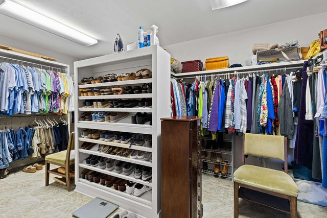 2206 E Pinecrest Drive, Atlanta, TX 75551