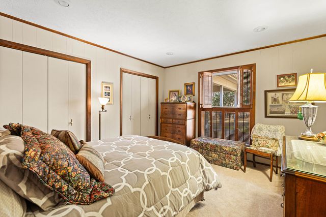 2206 E Pinecrest Drive, Atlanta, TX 75551