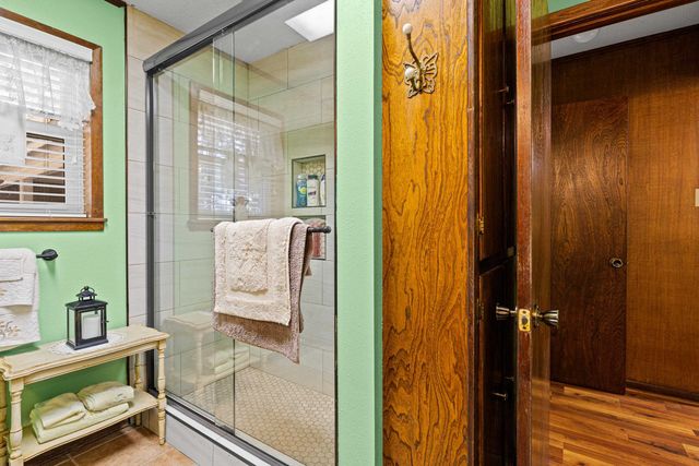 2206 E Pinecrest Drive, Atlanta, TX 75551