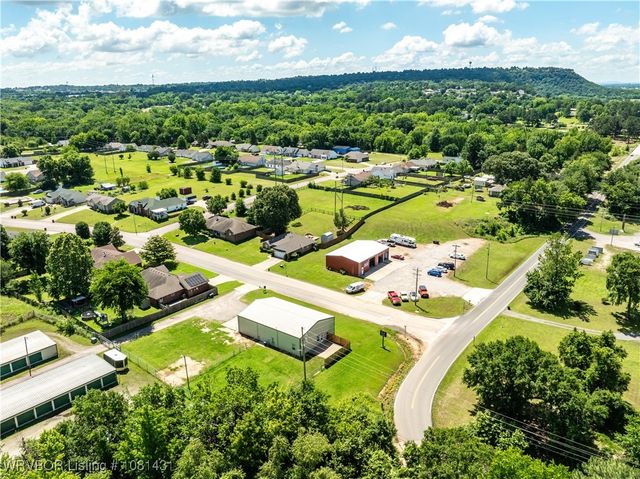 1324 Sandstone Drive, Van Buren, AR 72956