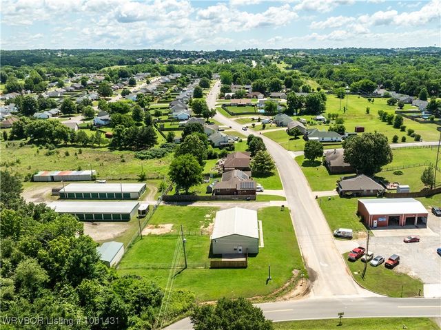 1324 Sandstone Drive, Van Buren, AR 72956